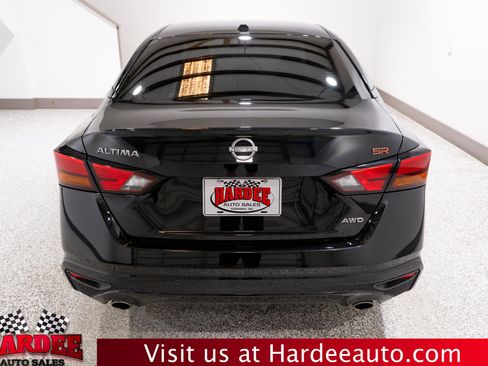 Used 2024 Nissan Altima 2.5 SR AWD/4WD image 4