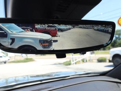 Used 2024 Chevrolet Traverse Z71 w/ Enhanced Driving Package AWD/4WD image 4
