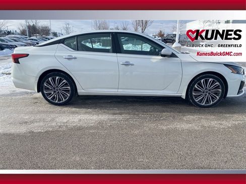 Used 2024 Nissan Altima 2.5 SL image 5