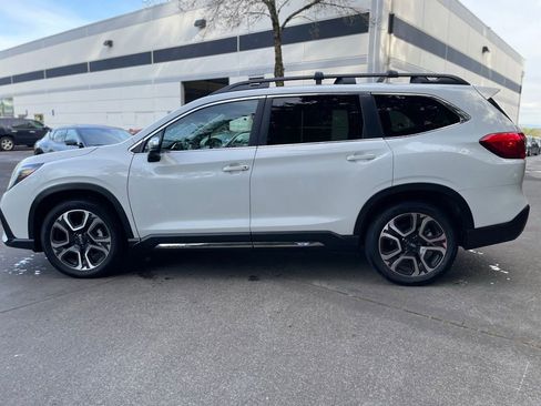 Used 2023 Subaru Ascent Limited w/ Technology Package image 6
