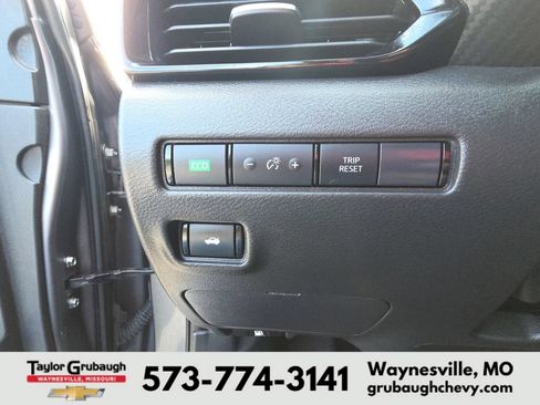 Used 2024 Nissan Sentra SV FWD image 20