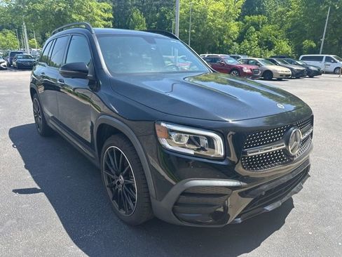 Certified 2023 Mercedes-Benz GLB 250 image 3