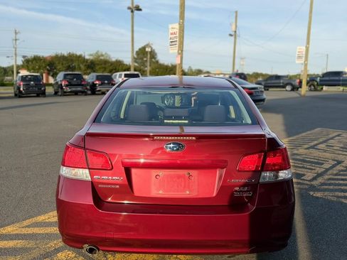 Used 2013 Subaru Legacy 2.5i Premium w/ All-Weather Pkg AWD/4WD image 5