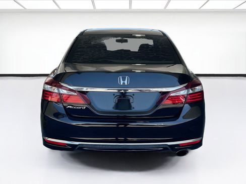 Used 2017 Honda Accord LX image 5