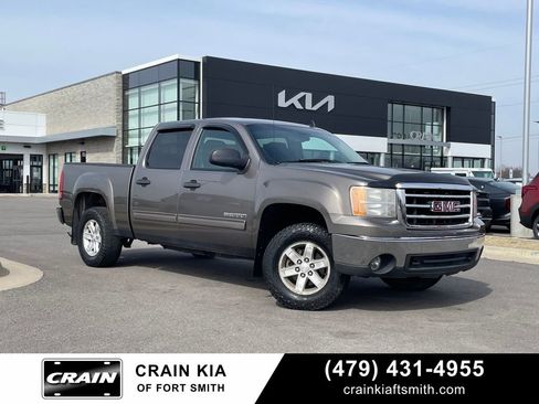 Used 2013 GMC Sierra 1500 SLE w/ Power Tech Package image 1