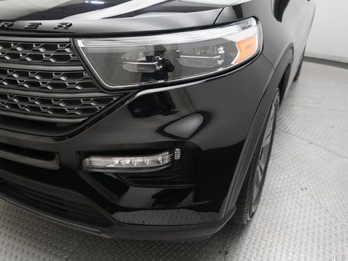 Used 2023 Ford Explorer XLT w/ Equipment Group 202A image 24