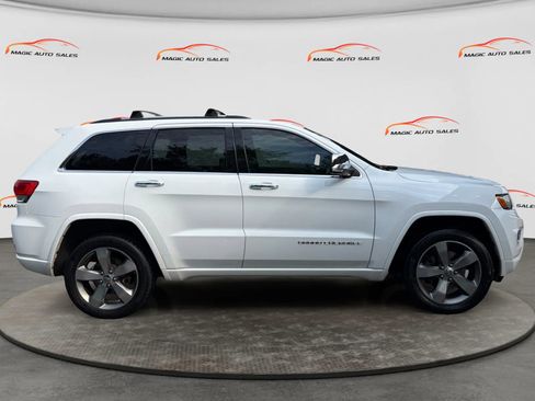 Used 2015 Jeep Grand Cherokee Overland AWD/4WD image 6