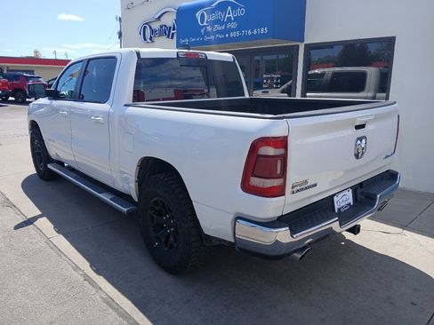 Used 2023 RAM 1500 Laramie AWD/4WD image 2