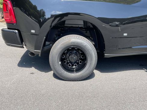 Used 2026 RAM 3500 Laramie w/ Night Edition AWD/4WD image 7
