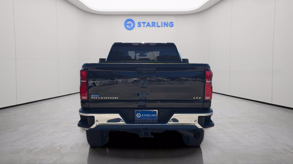 Used 2025 Chevrolet Silverado 3500 LTZ w/ LTZ Plus Package AWD/4WD image 7