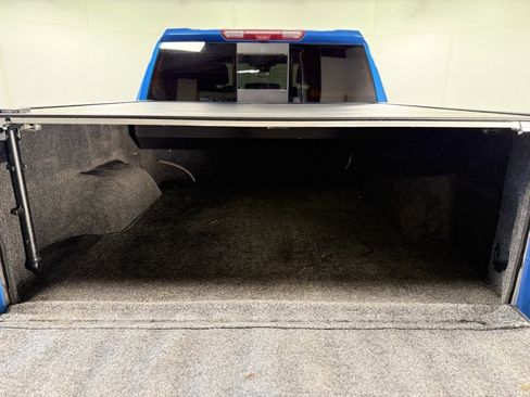 Used 2022 Chevrolet Silverado 1500 ZR2 w/ Technology Package image 7