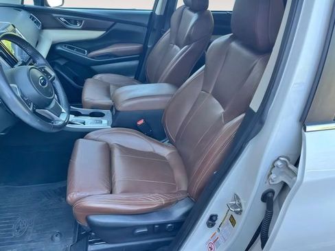 Used 2019 Subaru Ascent Touring AWD/4WD image 12