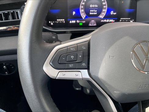 Used 2025 Volkswagen Jetta S image 23