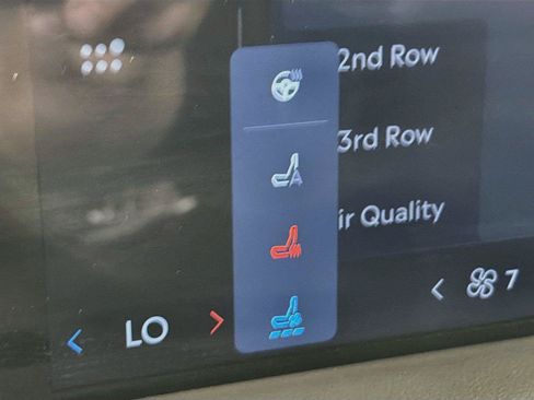 Used 2025 Lincoln Aviator Reserve w/ Equipment Group 201A AWD/4WD image 25
