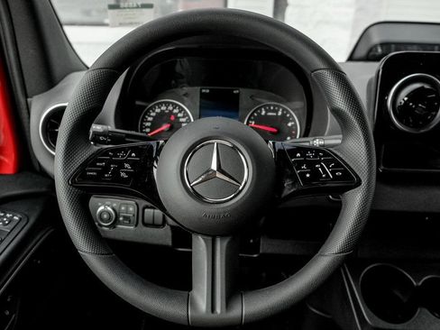 Used 2026 Mercedes-Benz Sprinter 2500 image 15