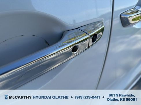 Used 2023 Honda Odyssey Touring image 19