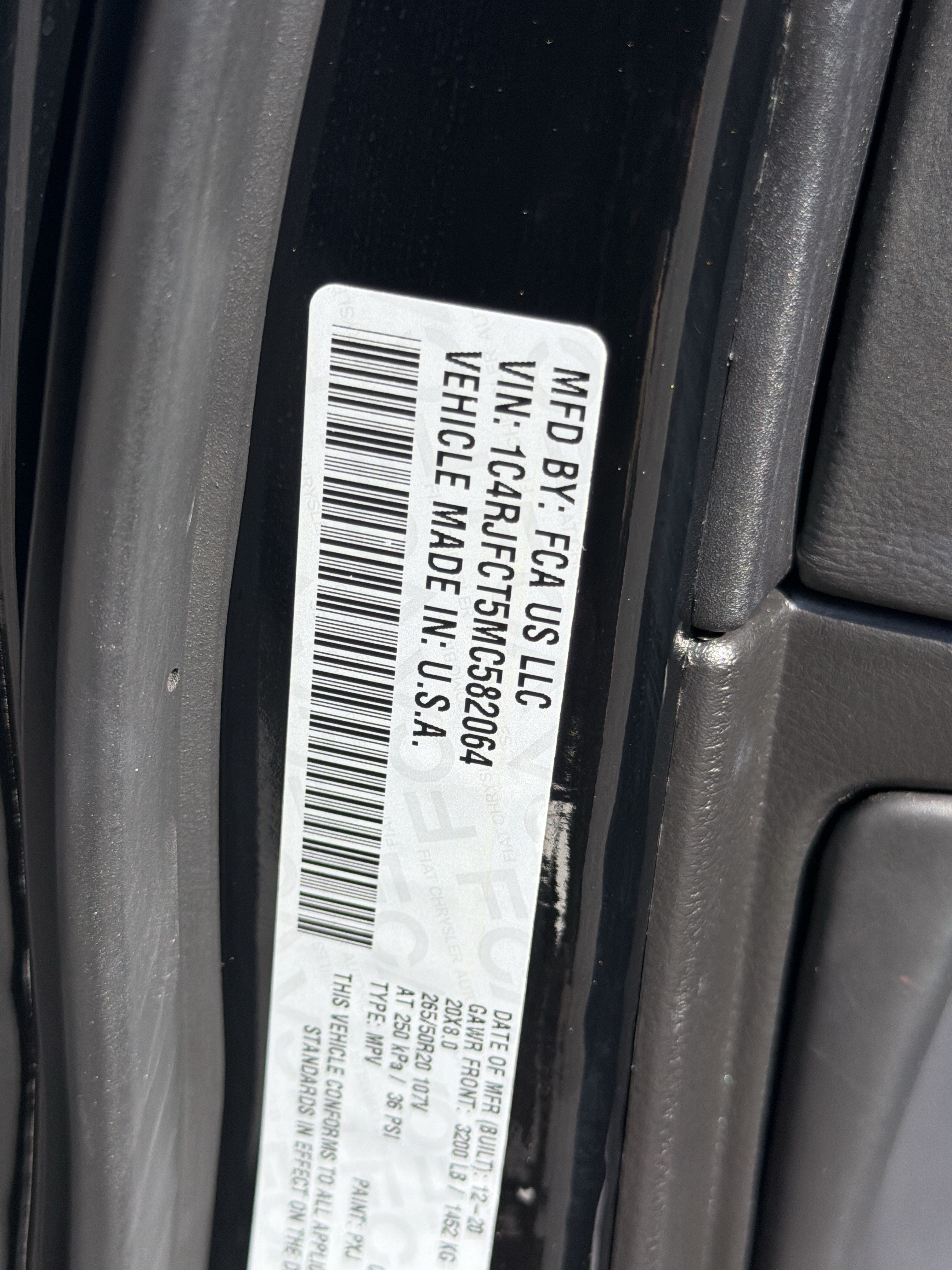 Used 2021 Jeep Grand Cherokee High Altitude AWD/4WD image 31