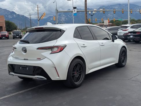 Used 2021 Toyota Corolla XSE FWD image 4