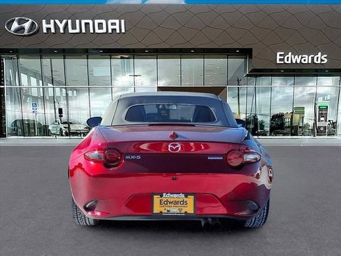 Used 2021 MAZDA MX-5 Miata Grand Touring image 6