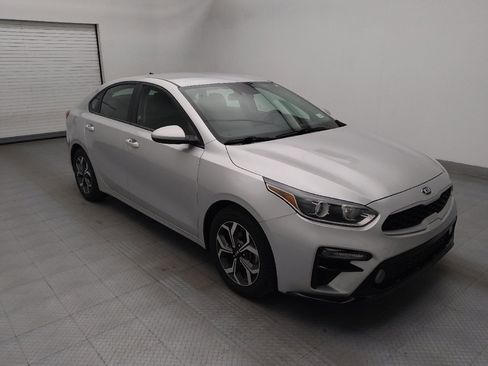 Used 2020 Kia Forte LXS FWD image 13