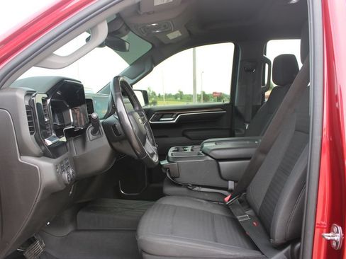 Used 2022 Chevrolet Silverado 1500 LT w/ Safety Package AWD/4WD image 24