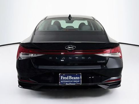 Used 2023 Hyundai Elantra Limited FWD image 8