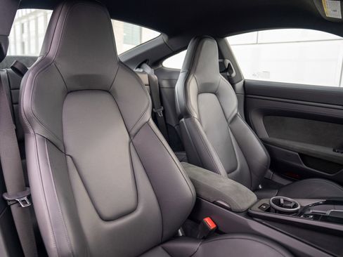 Used 2024 Porsche 911 Carrera GTS image 23