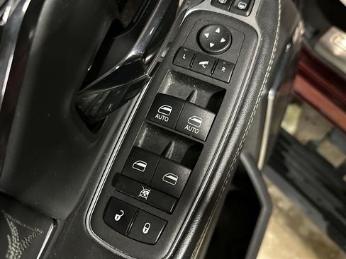 Used 2024 RAM 2500 Limited image 13