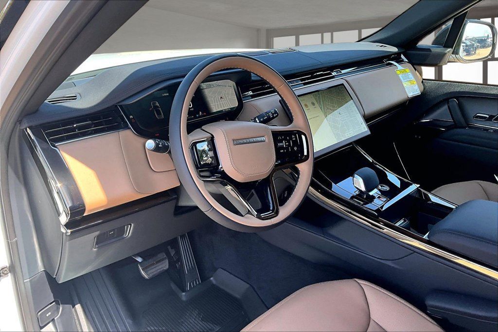 New 2026 Land Rover Range Rover Sport Dynamic SE AWD/4WD image 6
