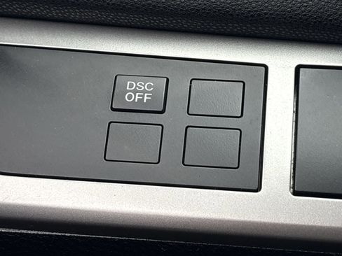 Used 2011 MAZDA MAZDA3 i Touring image 32