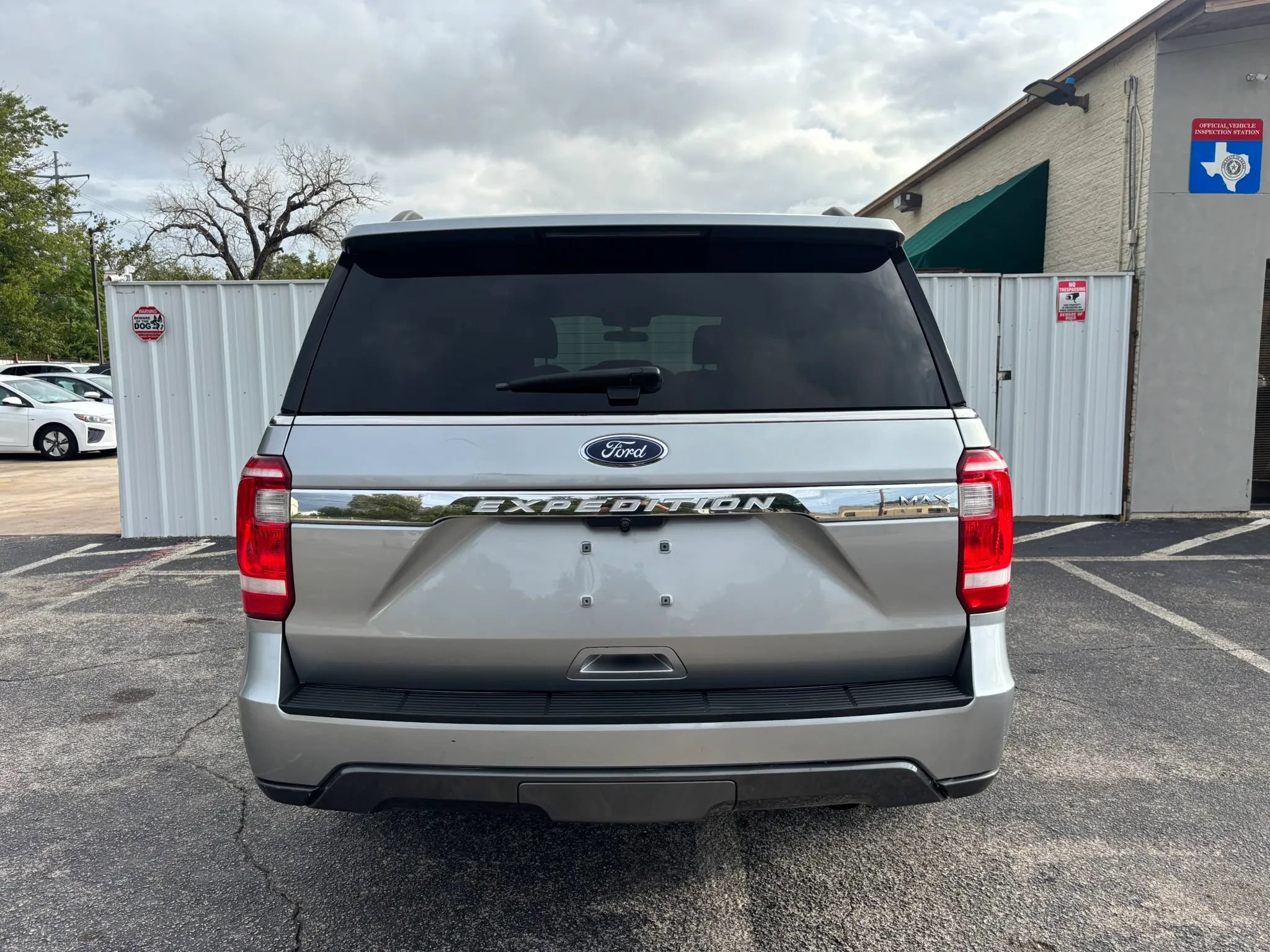 Used 2021 Ford Expedition Max XL AWD/4WD image 4