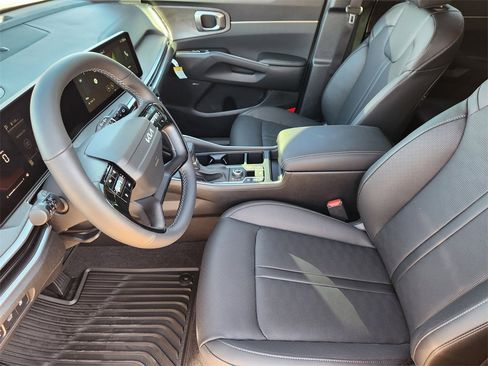 New 2026 Kia Sorento X-Line EX image 9