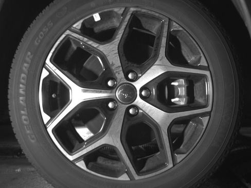 Used 2025 Jeep Compass Limited image 13