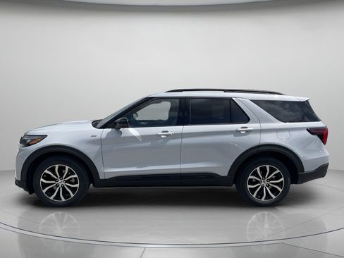 New 2026 Ford Explorer ST-Line RWD image 6