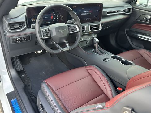New 2025 Ford Mustang Premium image 9