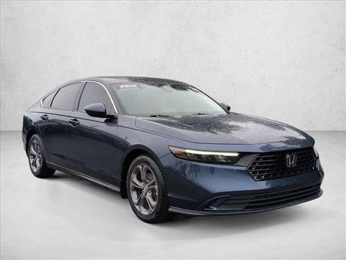 Used 2024 Honda Accord EX image 3