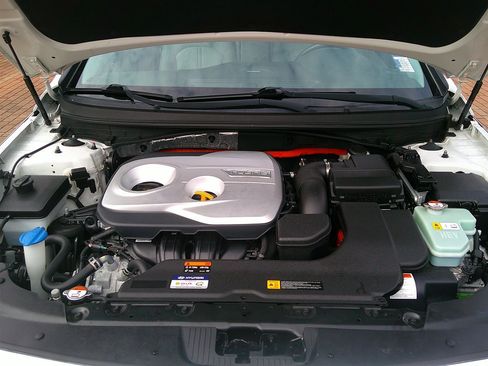 Used 2017 Hyundai Sonata Plug-IN Hybrid image 50