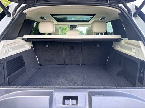 Used 2024 Land Rover Range Rover SE AWD/4WD image 11