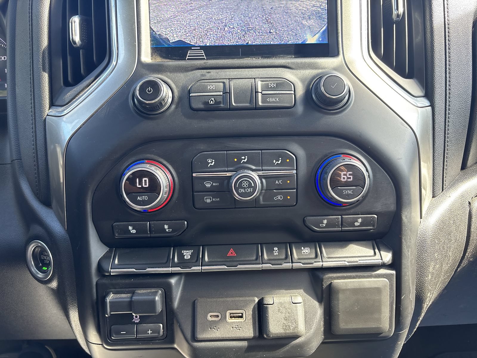 Used 2021 Chevrolet Silverado 3500 LT w/ Convenience Package AWD/4WD image 21