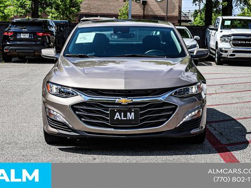 Used 2024 Chevrolet Malibu LT FWD image 11
