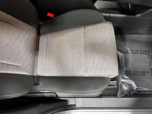 Used 2023 Nissan Rogue SV image 20