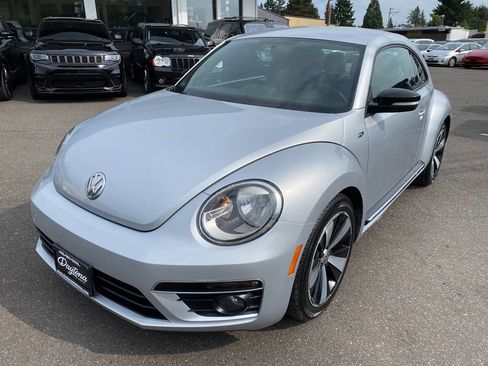 Used 2014 Volkswagen Beetle R-Line image 1