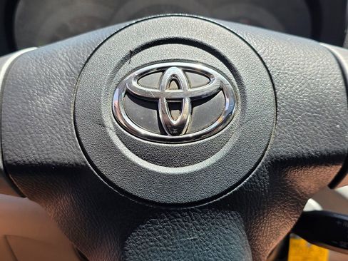 Used 2008 Toyota RAV4 Limited AWD/4WD image 31