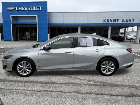 Used 2020 Chevrolet Malibu LT FWD image 28