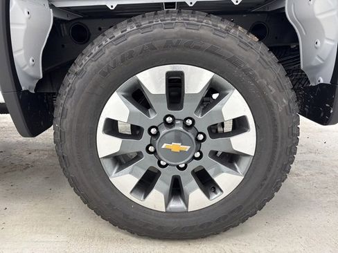 New 2026 Chevrolet Silverado 2500 Custom w/ Snow Plow Prep/Camper Package image 35