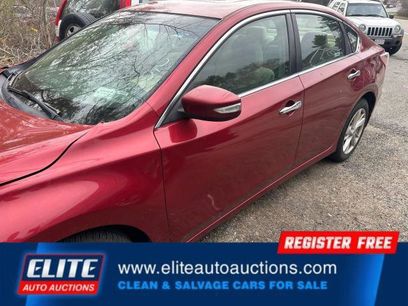 Used 2013 Nissan Altima 2.5 SV w/ 2.5SV Convenience Pkg