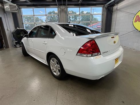 Used 2012 Chevrolet Impala LT FWD image 3