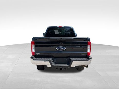 Used 2017 Ford F250 XLT w/ Snow Plow Prep Package AWD/4WD image 4