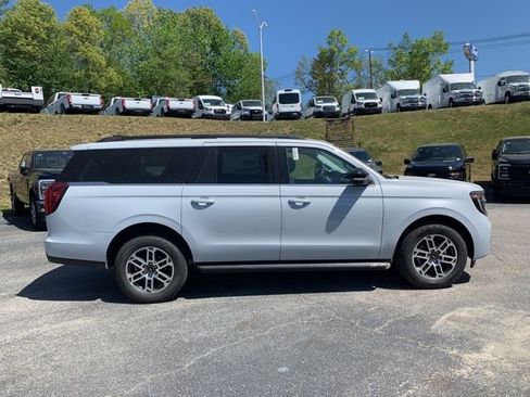 New 2026 Ford Expedition Max Active AWD/4WD image 11
