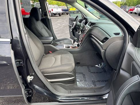 Used 2014 Chevrolet Traverse LT w/ All-Star Edition FWD image 27